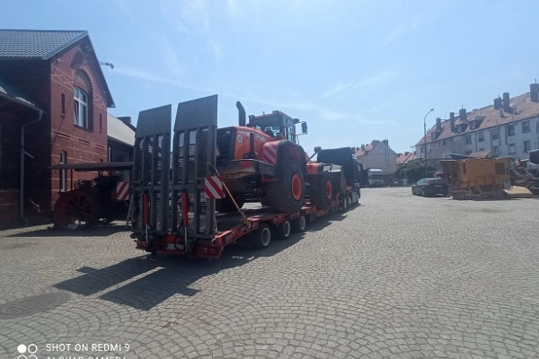 Transport maszyn budowlanych rolniczych przemysłowych koparek Poznań